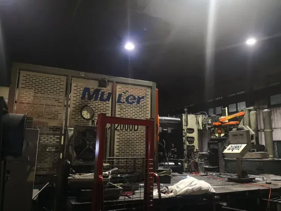 Hot Casting Metal Casting Aluminum Die Casting Parts Automobile Aluminum Casting Parts Telecommunication Aluminum Enclosure Casting 